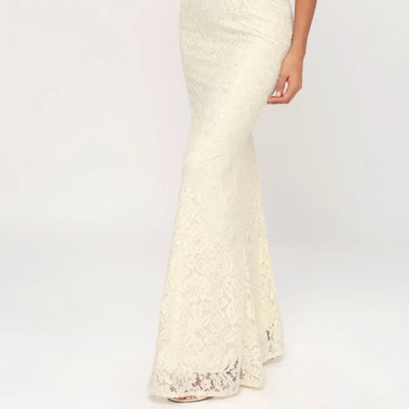 Lulu's Zenith White Lace Dress (Never worn/NWT) - Picture 2 of 3